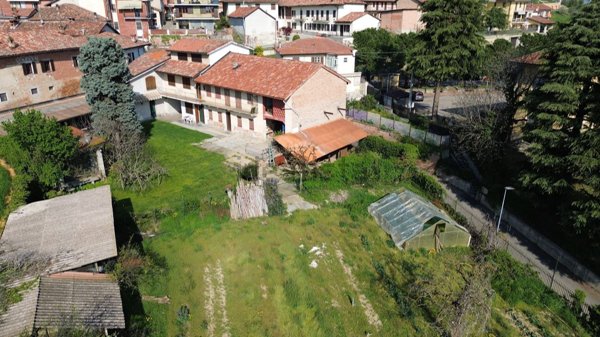 casa indipendente in vendita a Castagnito