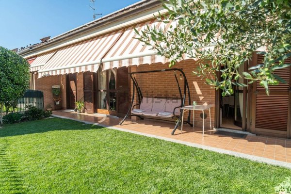 casa indipendente in vendita a Castagnito