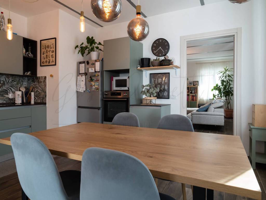 casa indipendente in vendita a Castagnito