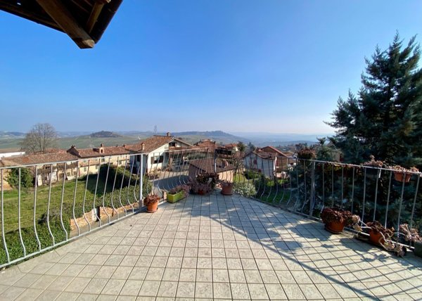 casa indipendente in vendita a Castagnito