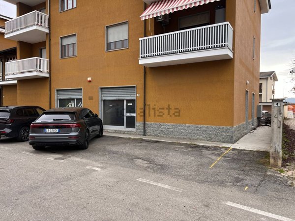 ufficio in vendita a Castagnito