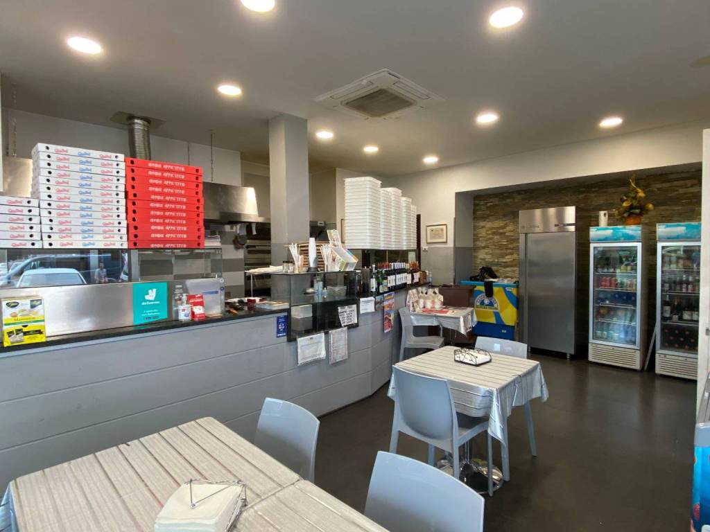 negozio in vendita a Castagnito