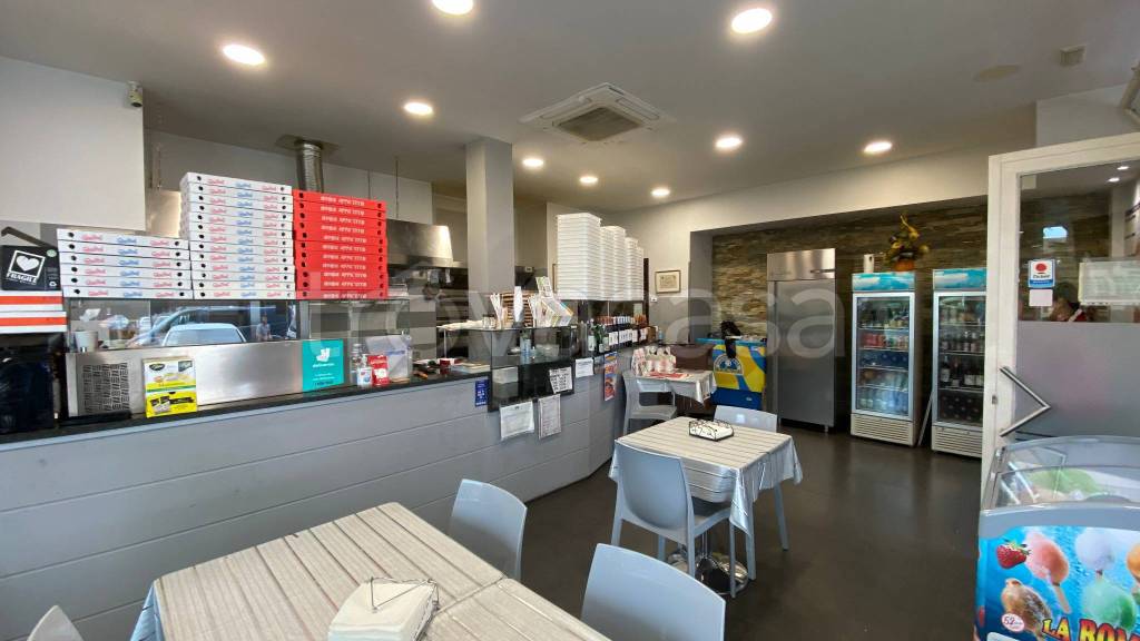 negozio in vendita a Castagnito