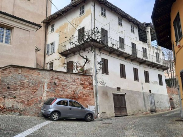 intera palazzina in vendita a Castagnito