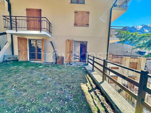 appartamento in vendita a Casteldelfino
