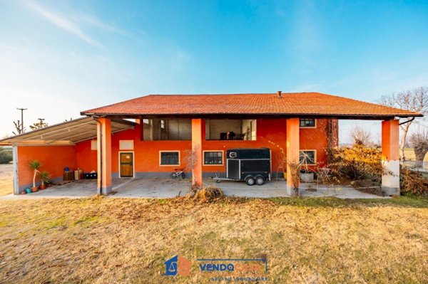 casa indipendente in vendita a Castelletto Stura