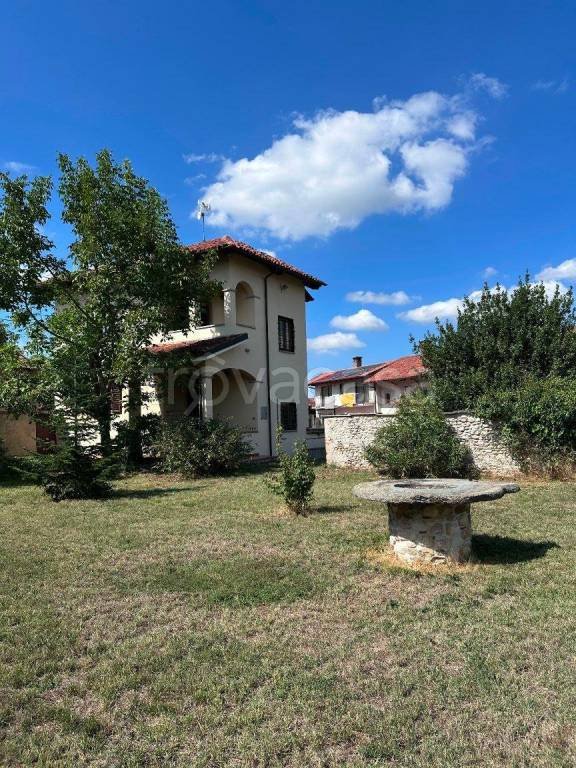 casa indipendente in vendita a Castelletto Stura