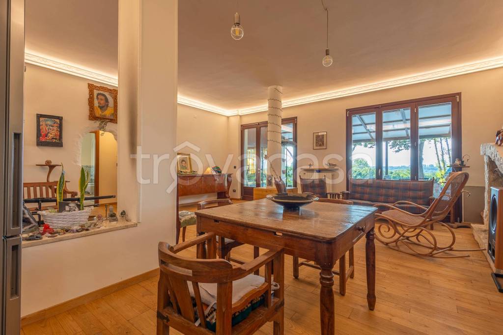 villa in vendita a Castelletto Stura