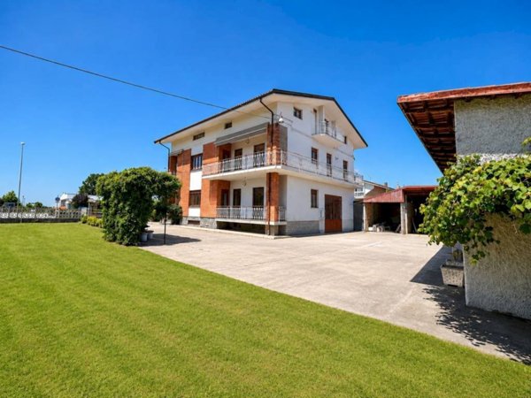 appartamento in vendita a Castelletto Stura