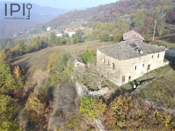 casa indipendente in vendita a Castelletto Uzzone in zona Scaletta Uzzone