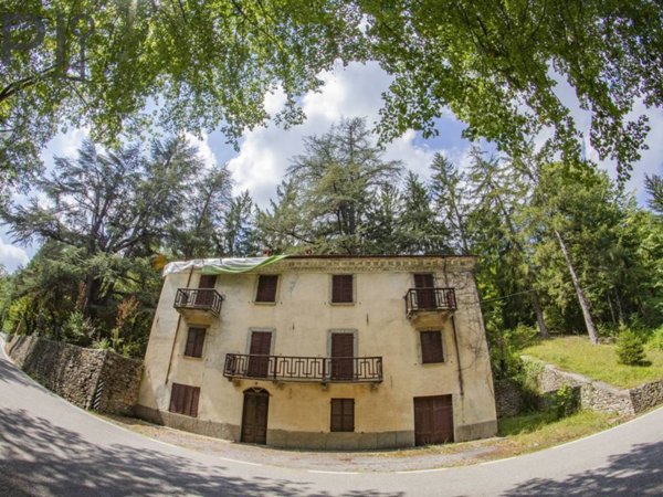 casa indipendente in vendita a Castelletto Uzzone in zona Scaletta Uzzone