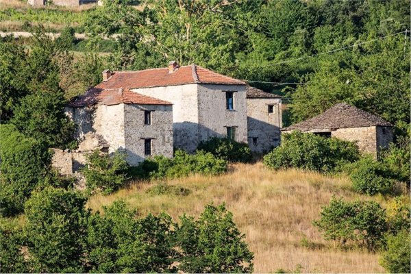 casale in vendita a Castelletto Uzzone