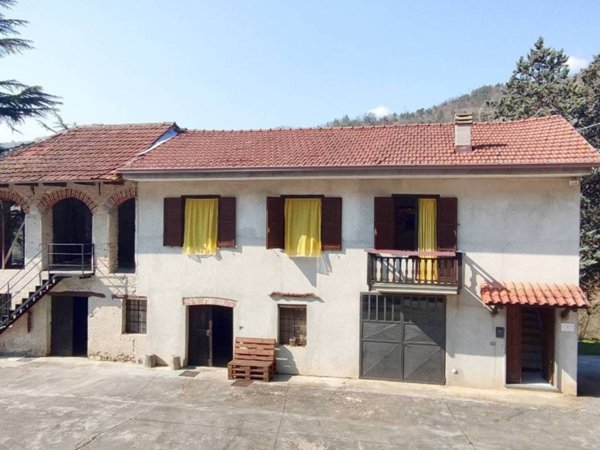 casa indipendente in vendita a Castelletto Uzzone
