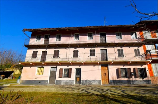 locale di sgombero in vendita a Castellinaldo d'Alba