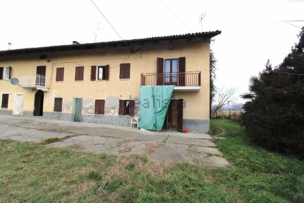 casa indipendente in vendita a Castellinaldo d'Alba