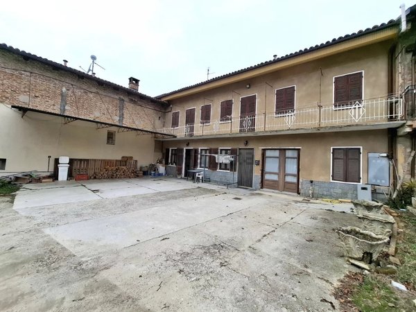 casa indipendente in vendita a Castellinaldo d'Alba