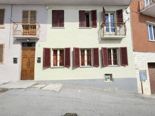 casa indipendente in vendita a Castellinaldo d'Alba