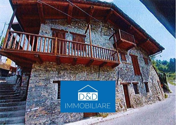 appartamento in vendita a Castelmagno in zona Chiappi