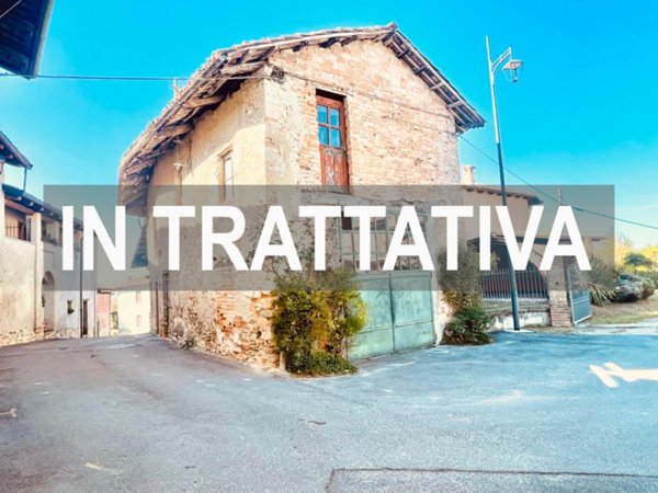 casa indipendente in vendita a Castiglione Falletto
