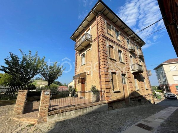 appartamento in vendita a Castiglione Tinella