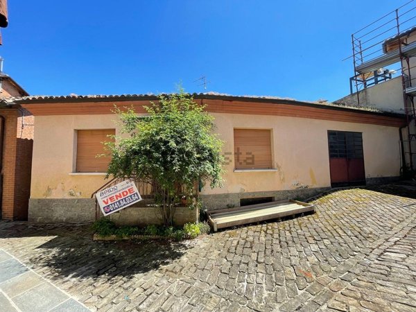 appartamento in vendita a Castiglione Tinella