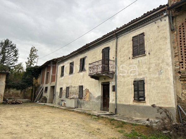casa indipendente in vendita a Castiglione Tinella in zona San Giorgio
