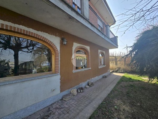 casa indipendente in vendita a Castiglione Tinella in zona San Martino