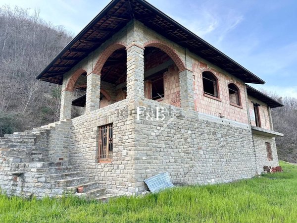 casa indipendente in vendita a Castino