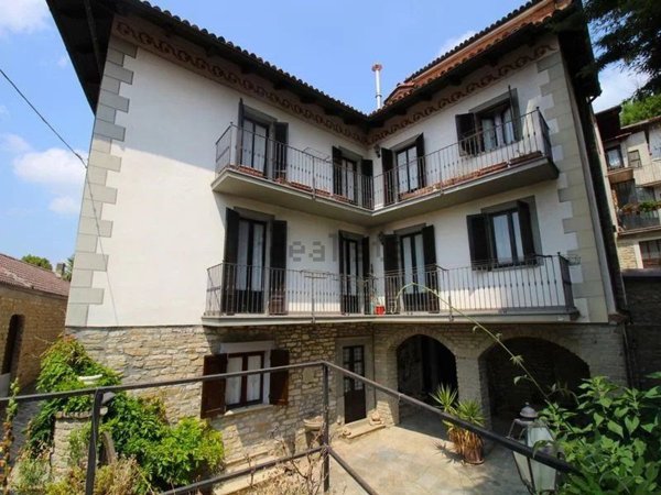 casa indipendente in vendita a Castino