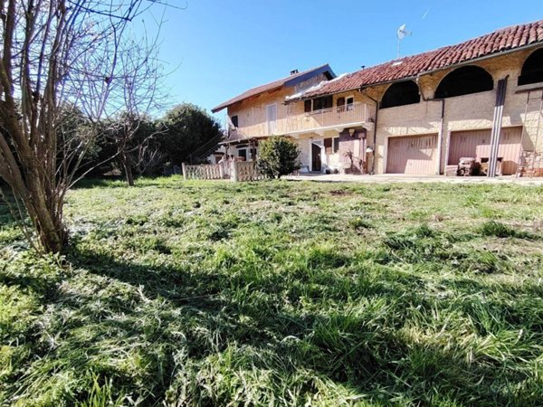 casa indipendente in vendita a Cavallerleone