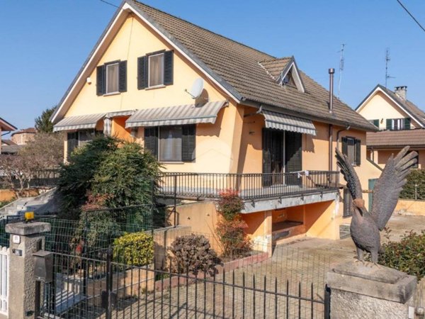 casa indipendente in vendita a Cavallerleone