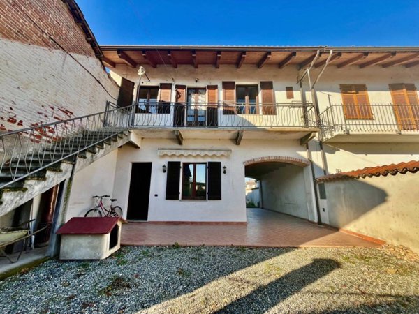 casa indipendente in vendita a Cavallerleone
