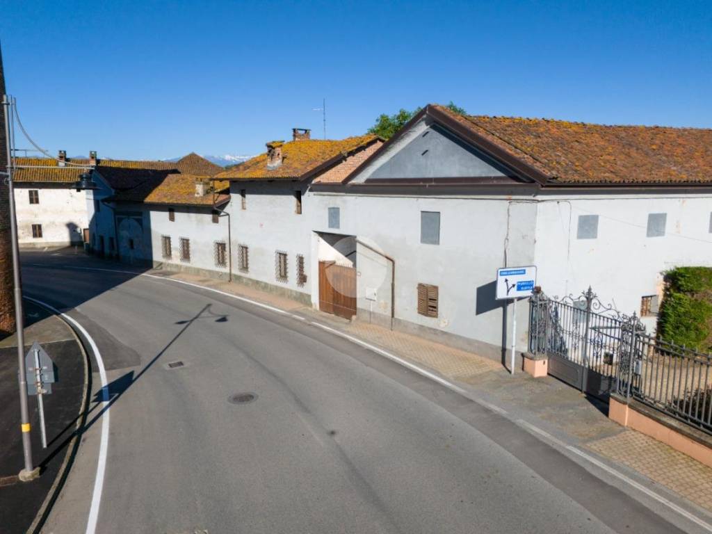 casa indipendente in vendita a Cavallerleone