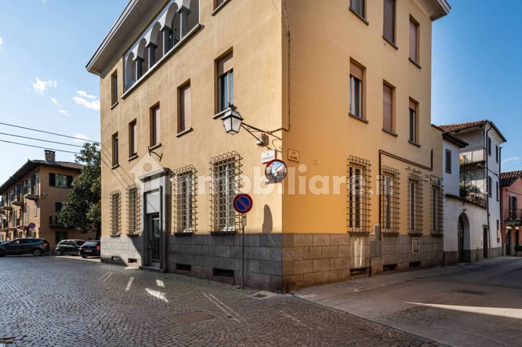 negozio in vendita a Cavallermaggiore