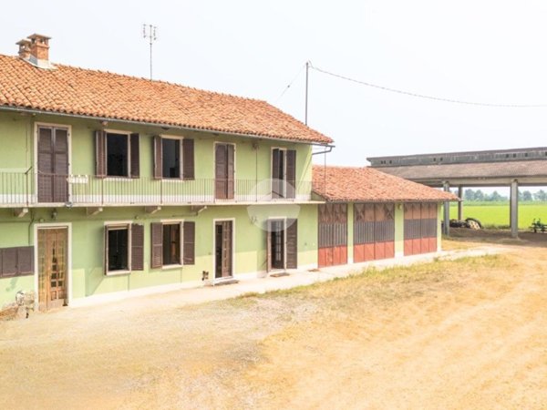 casa indipendente in vendita a Cavallermaggiore