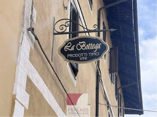 negozio in vendita a Cavallermaggiore
