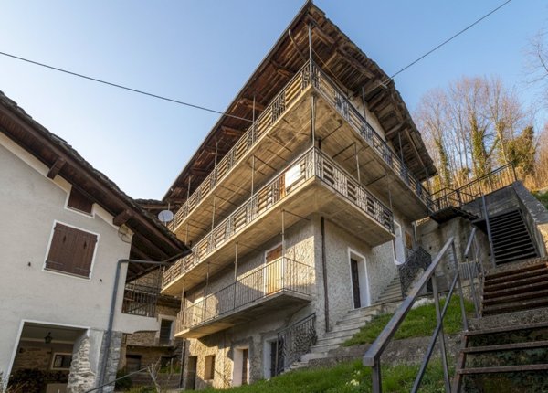 appartamento in vendita a Celle di Macra in zona Bassura