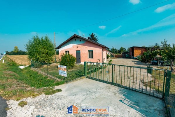 casa indipendente in vendita a Centallo