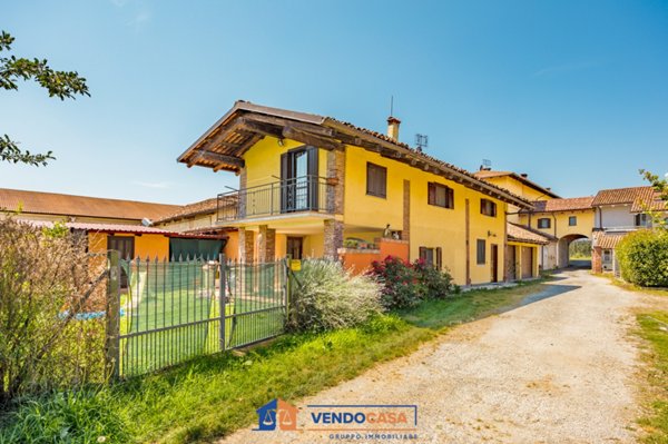 casa indipendente in vendita a Centallo in zona Boschetti