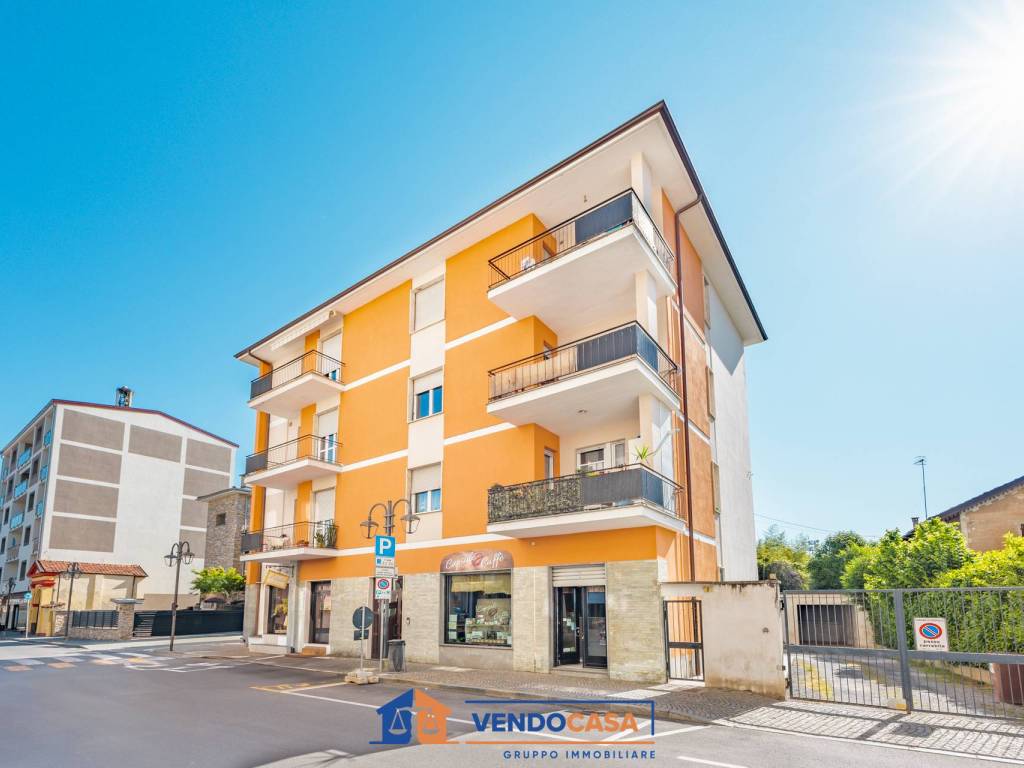 negozio in vendita a Centallo