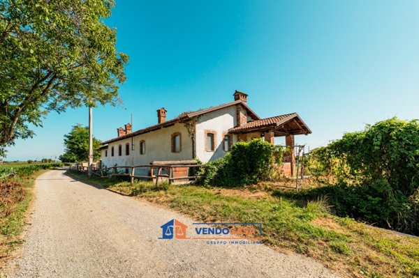 casa indipendente in vendita a Centallo