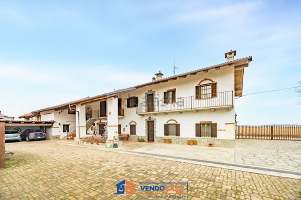 casa indipendente in vendita a Centallo