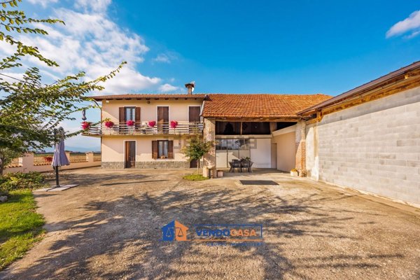 casa indipendente in vendita a Centallo in zona San Biagio