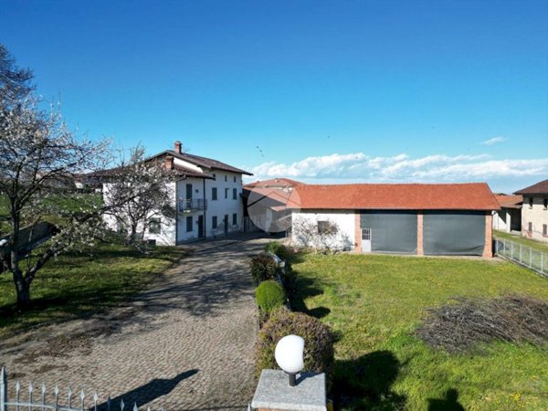 casa indipendente in vendita a Centallo