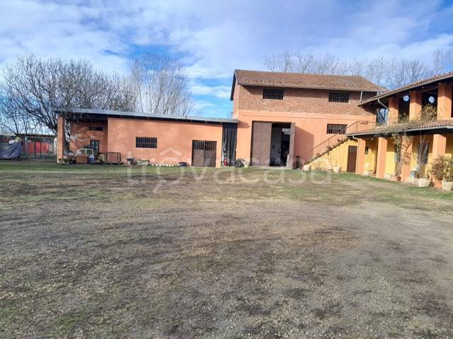 casa indipendente in vendita a Ceresole Alba