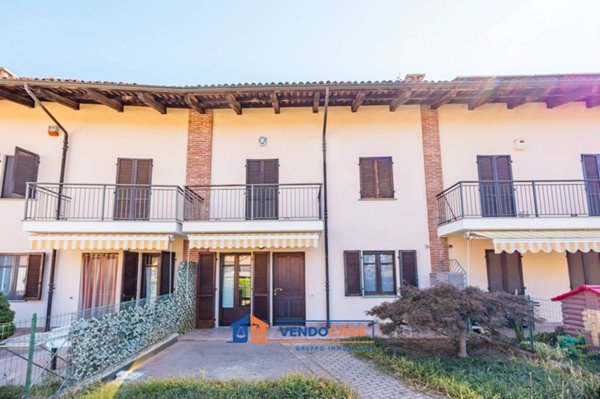 casa indipendente in vendita a Ceresole Alba