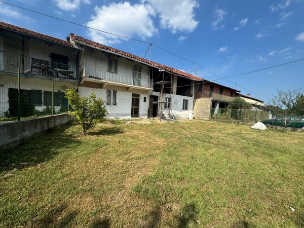 casale in vendita a Ceresole Alba