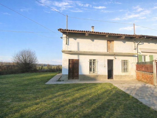 casa indipendente in vendita a Ceresole Alba