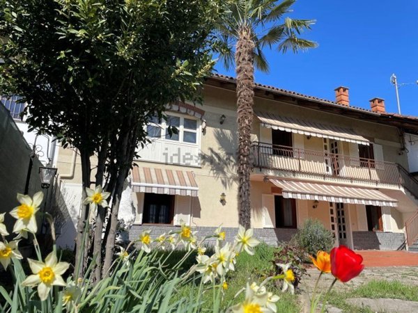 appartamento in vendita a Ceresole Alba