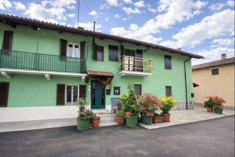 casa indipendente in vendita a Ceresole Alba